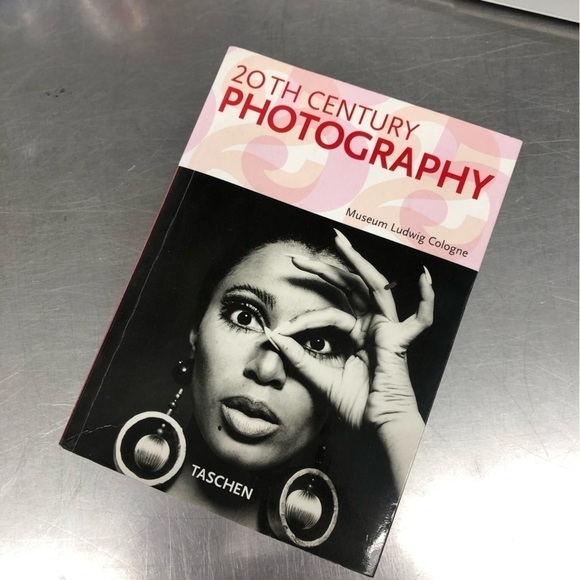 Taschen: 20th Century Photography: Hard Paperback book - Picture 1 of 6